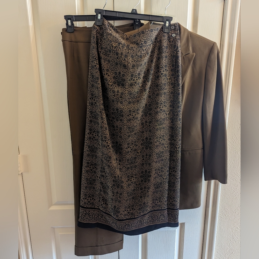 Liz Claiborne Vintage Suit and Skirt Set